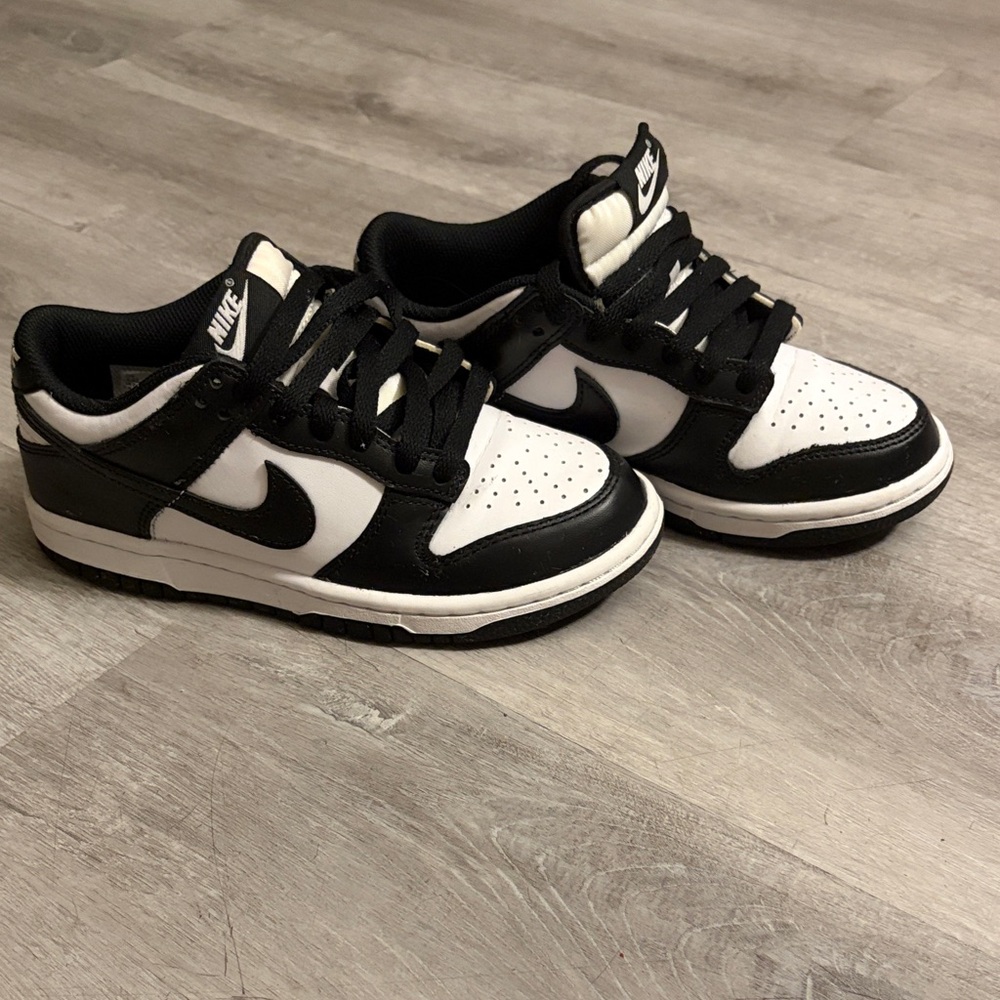 Nike Kids Black and White Low-Top Sneakers with Swoosh